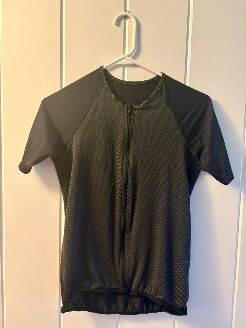 Velocio Black women's Short-Sleeve Cycling Jersey with Front Zip
